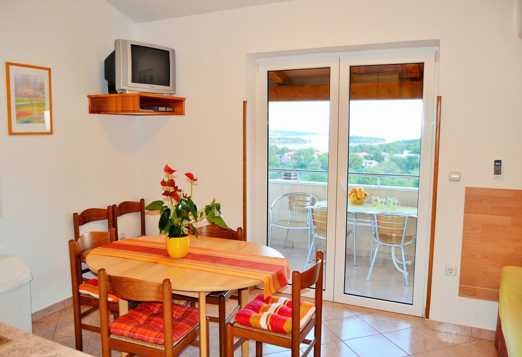 Apartments Tanja Премантура Стая снимка